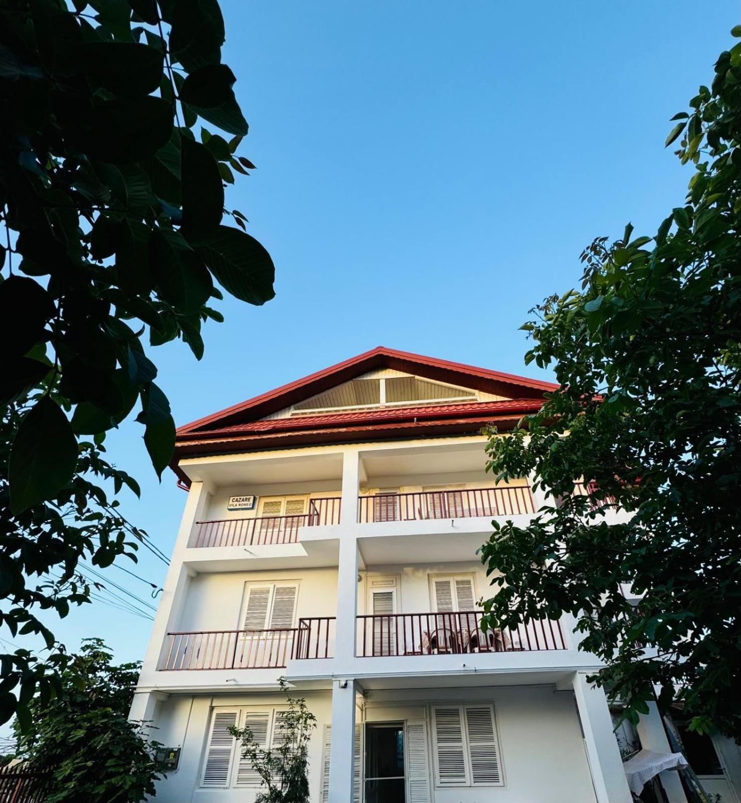 Vila Romeo 2 Mai Luaran gambar